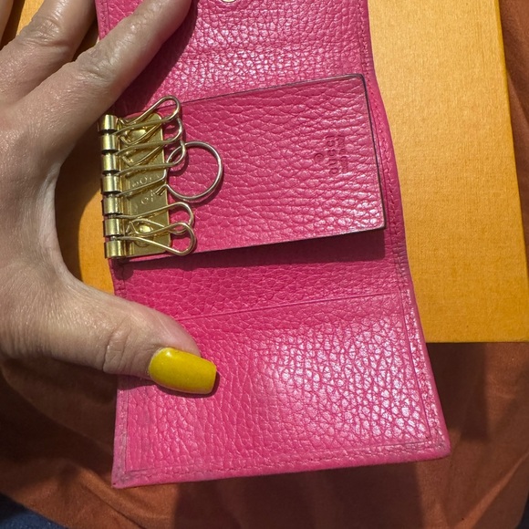 Gucci Pink Leather key holder - Picture 6 of 8